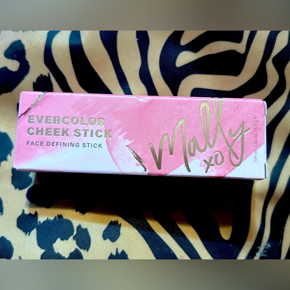 MALLY XO EVERCOLOR CHEECK STICK IN “ON THE MAUVE”!